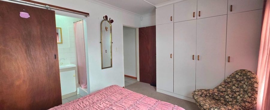 3 Bedroom Property for Sale in Franskraal Western Cape